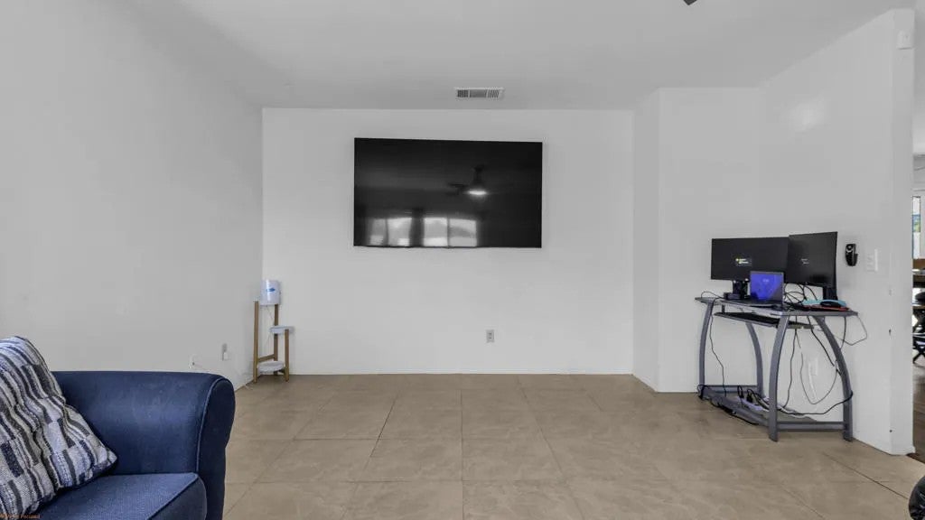 52835 Avenida Ramirez