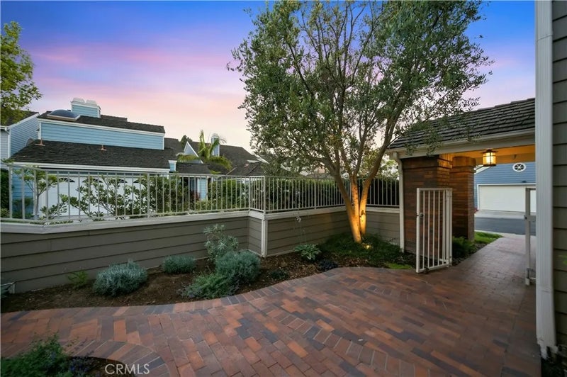 405 Paseo Dorado