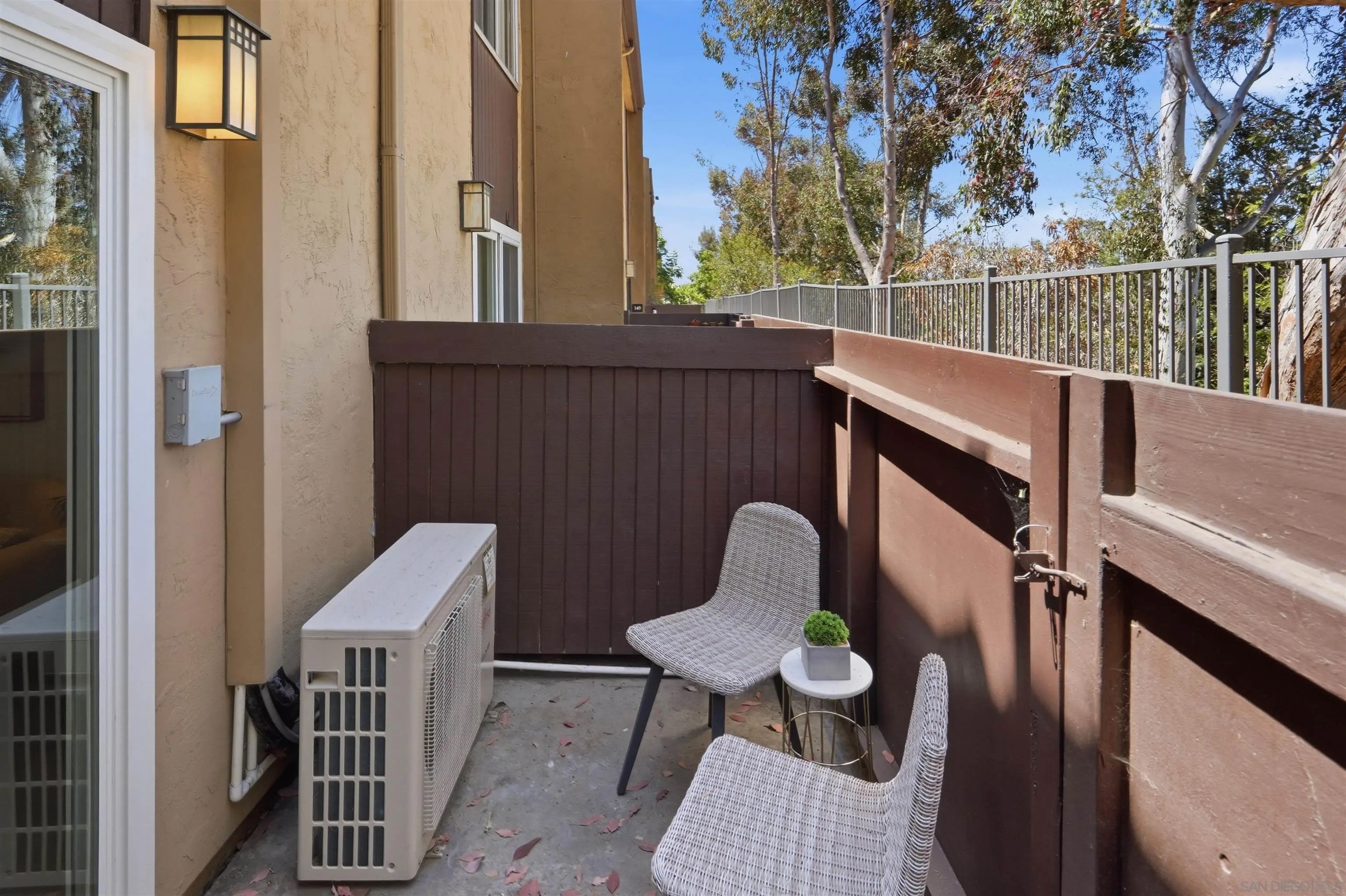 3454 Castle Glen Dr 151
