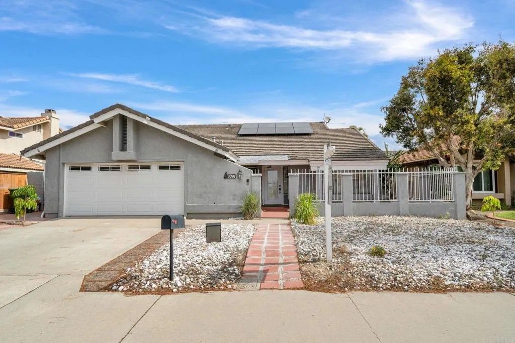 Photo of 1041 Paseo Del Norte, Chula Vista, CA 91910 (MLS # PTP2603039)