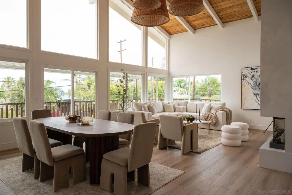 Photo of 1551 Burgundy Rd, Encinitas, CA 92024 (MLS # 260009059)