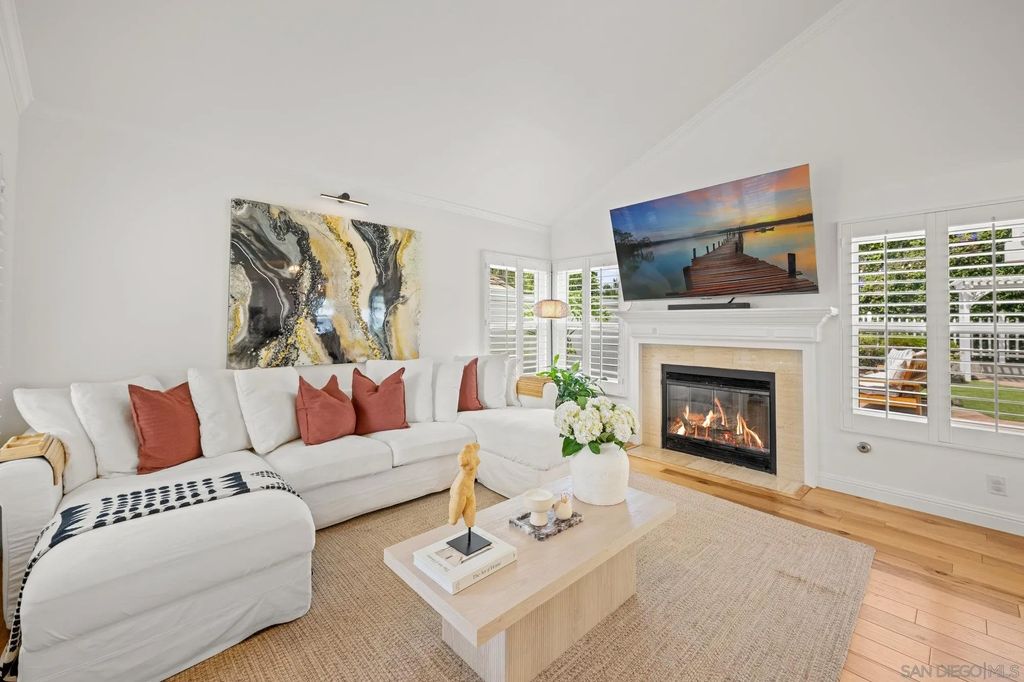 Photo of 7911 Calle Posada, Carlsbad, CA 92009 (MLS # 250038206)