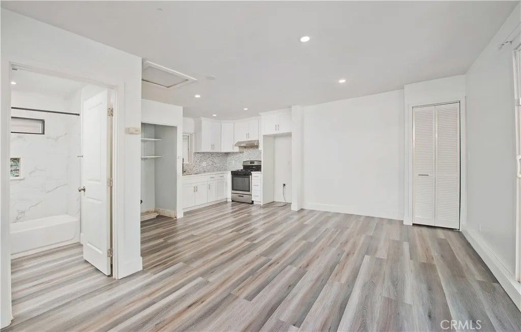 Photo of 7431 Kentland, West Hills, CA 91307 (MLS # SR26006604)