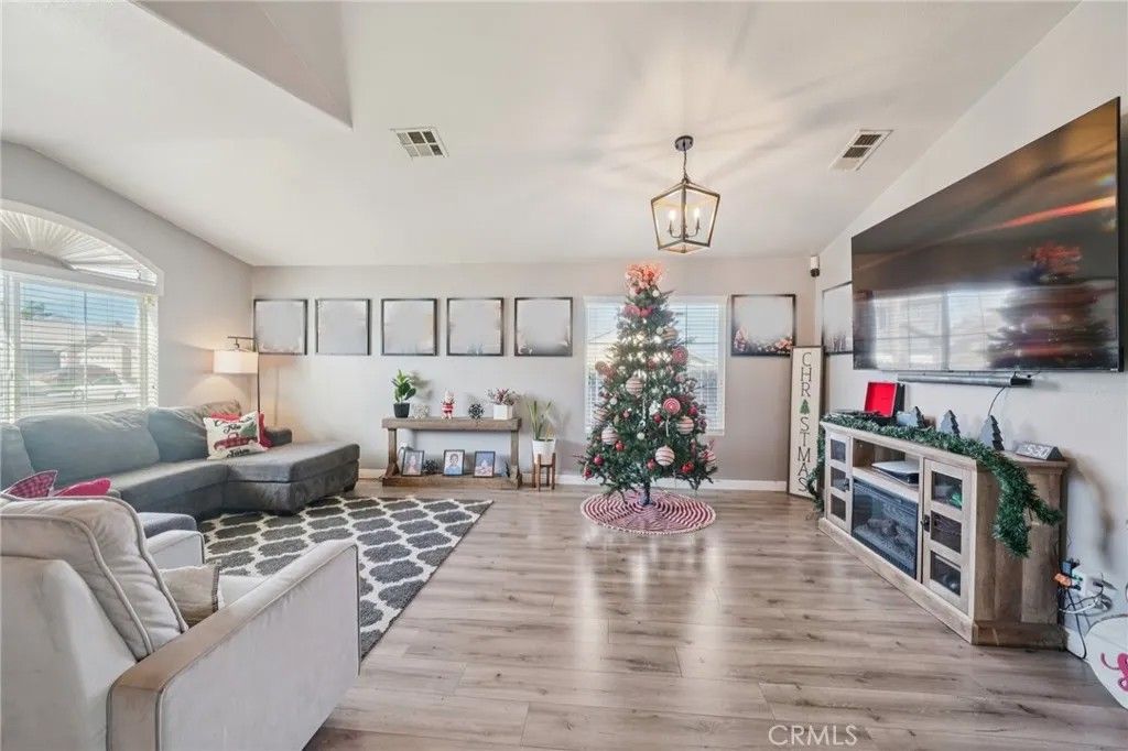 Photo of 8959 Wedgewood Court, Hesperia, CA 92344 (MLS # CV25276972)