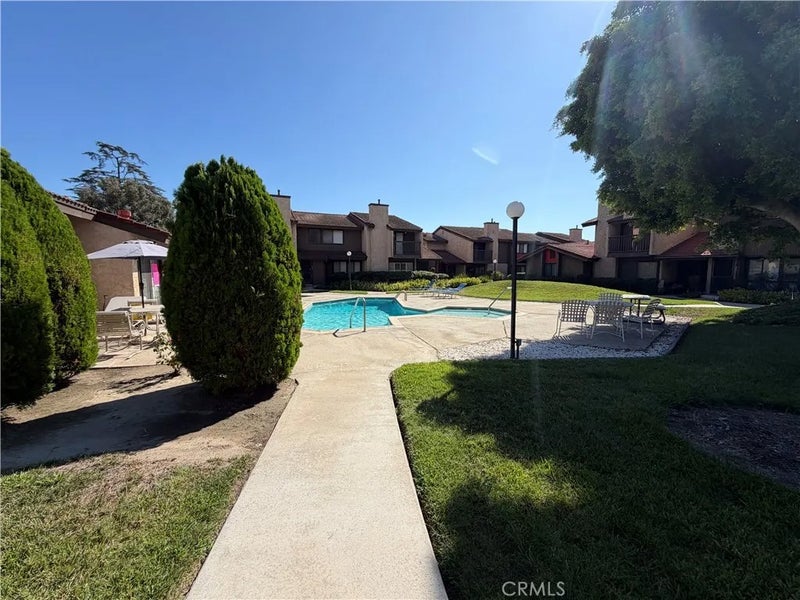 149 S Hollenbeck Avenue