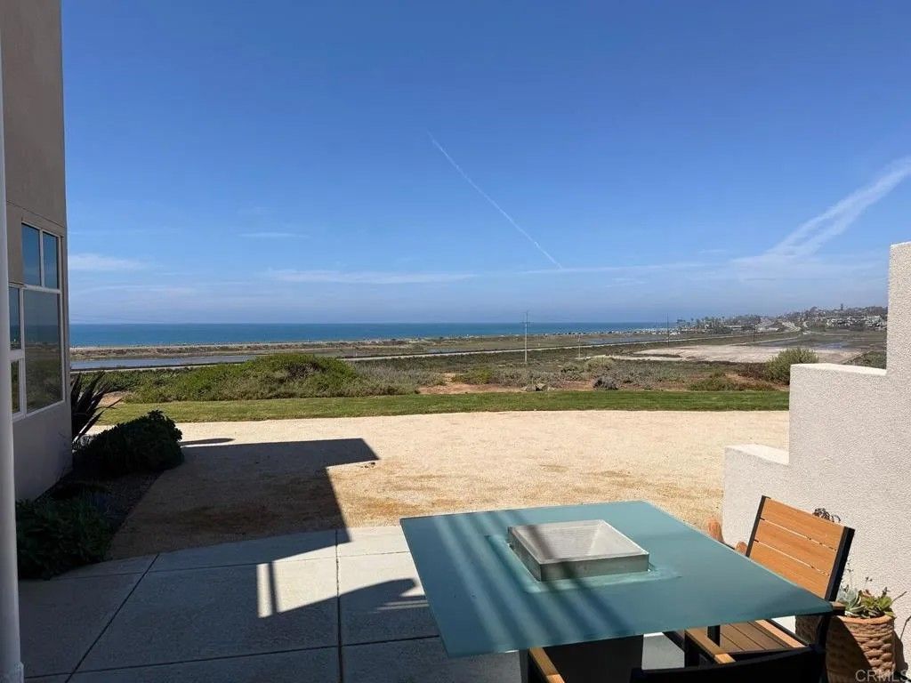 Photo of 160 Solana Point Circle, Solana Beach, CA 92075 (MLS # NDP2603045)