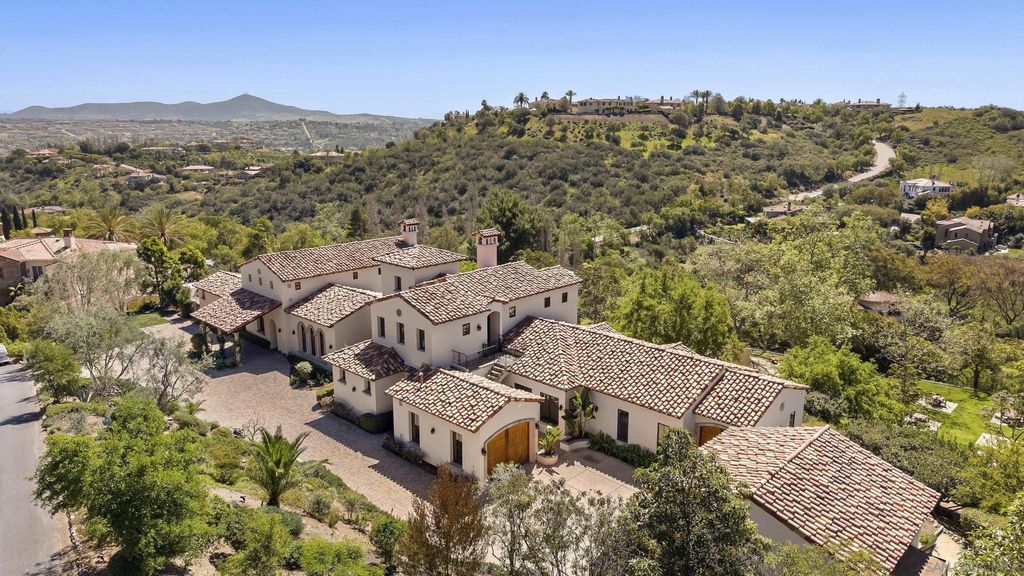 Photo of 7240 Camino De Arriba, Rancho Santa Fe, CA 92067 (MLS # 260007156)