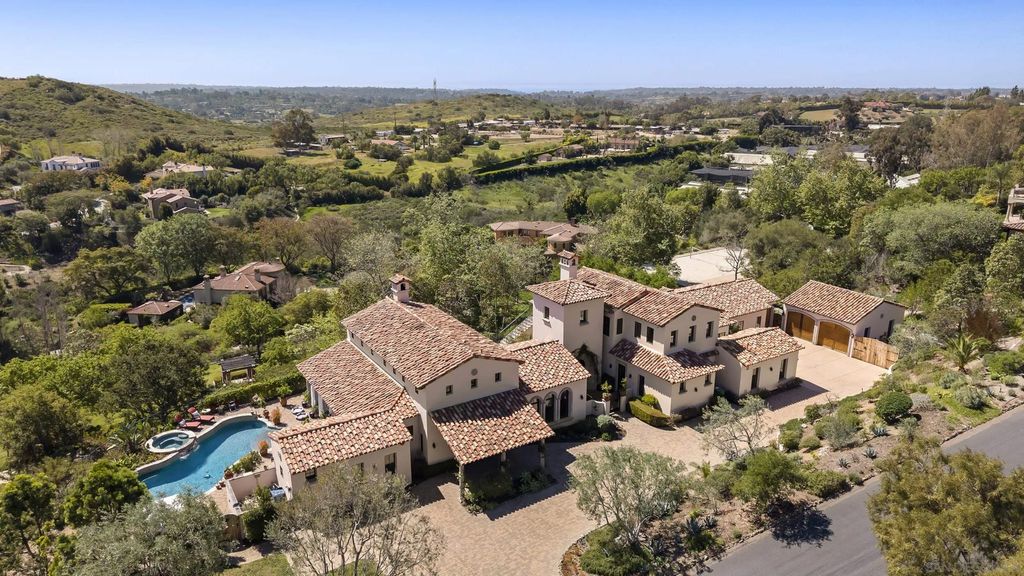 Photo of 7240 Camino De Arriba, Rancho Santa Fe, CA 92067 (MLS # 260007156)