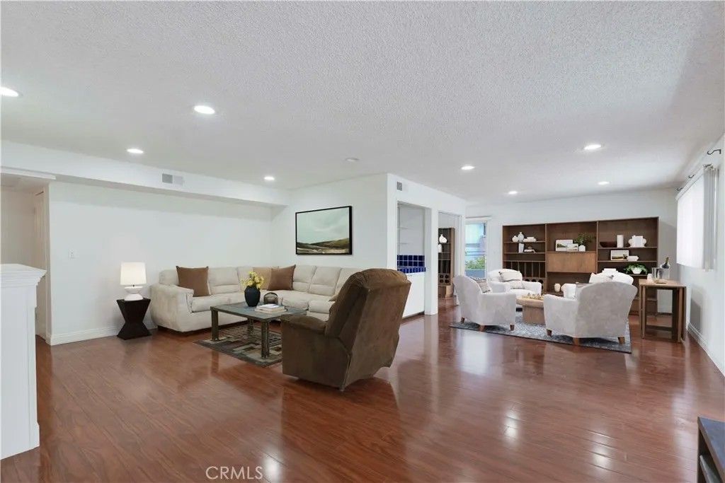 Photo of 5343 Yarmouth Avenue #201, Encino, CA 91316 (MLS # SR26077156)