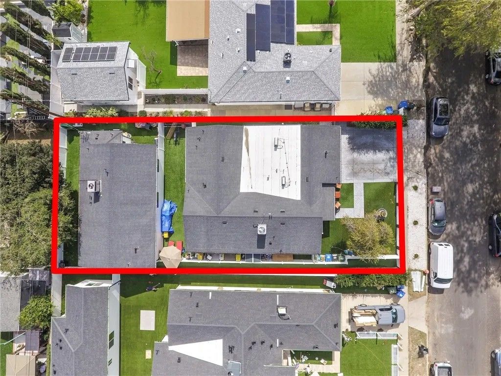 Photo of 8620 Lubao Avenue, Winnetka, CA 91306 (MLS # SR26041579)