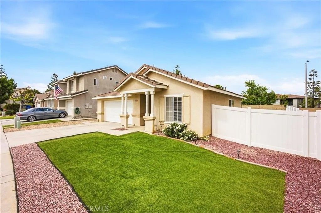 Photo of 11270 Mathilda Ln, Riverside, CA 92508 (MLS # IV26089914)