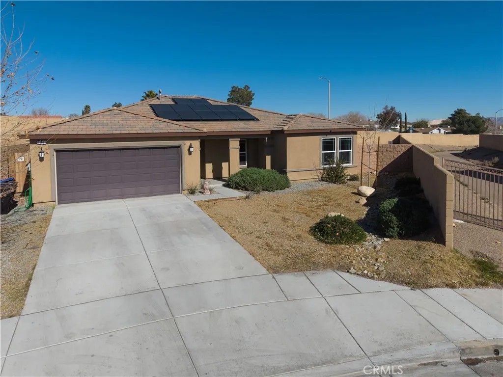 Photo of 16664 Hawks Hill, Victorville, CA 92395 (MLS # IG26018289)