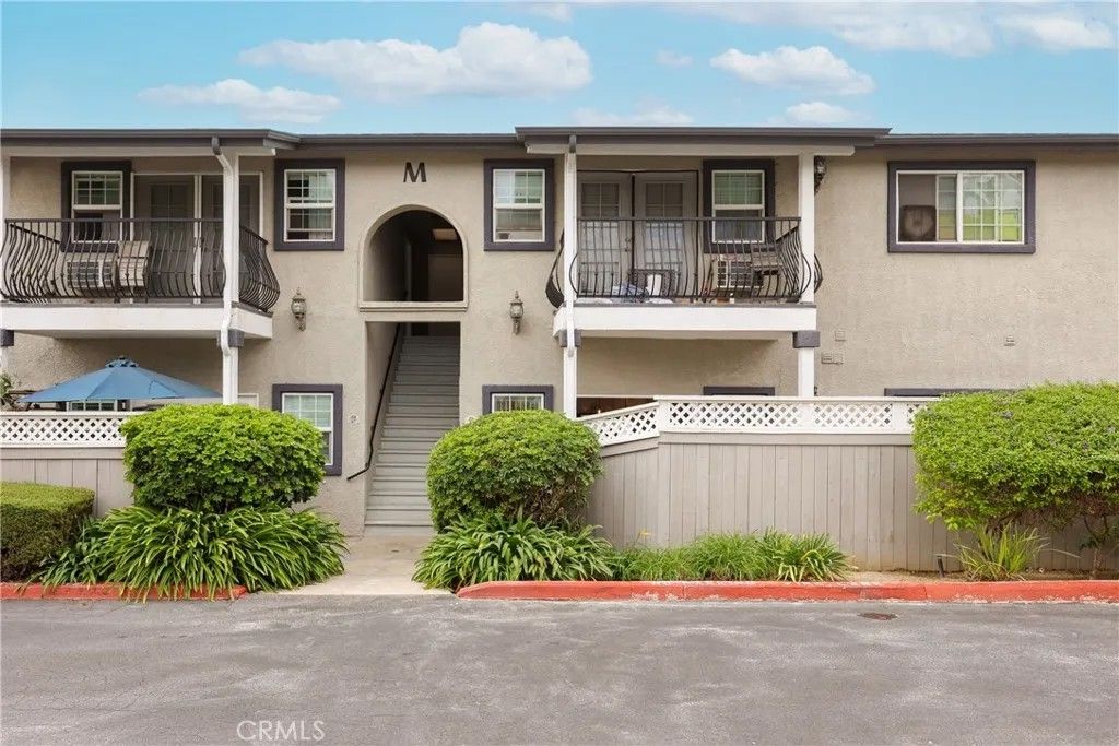 Photo of 506 Canyon Dr, Oceanside, CA 92054 (MLS # LG25256981)
