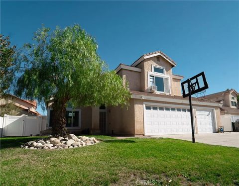 Photo of 37718 Clark Court, Palmdale, CA 93552 (MLS # SR25260471)