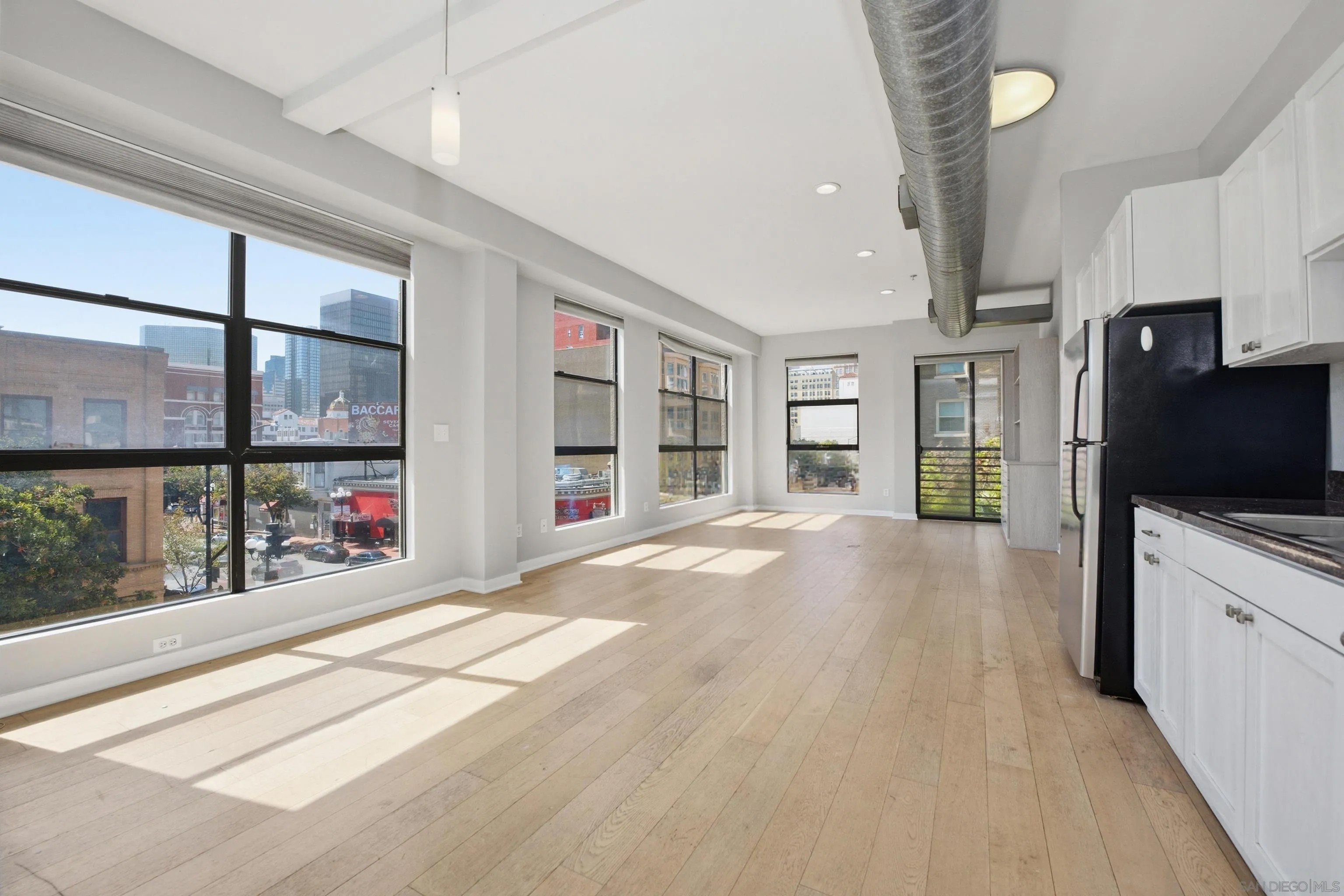 777 6th Ave 319