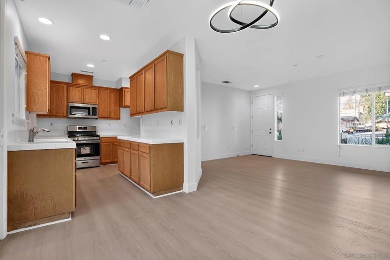 5887 Fruitwood