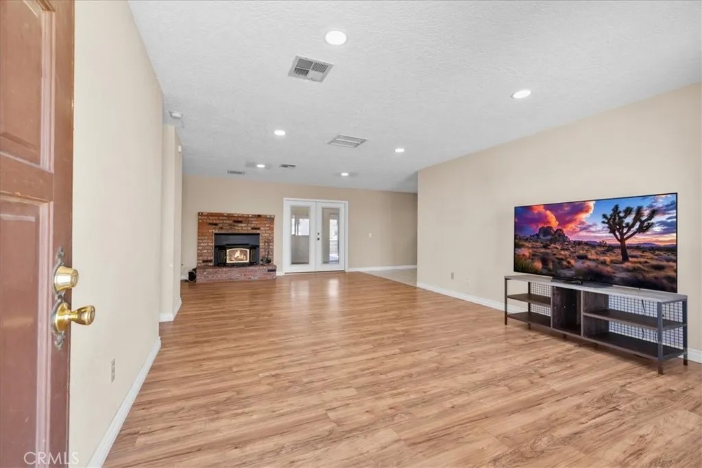 73433 Desert Trail