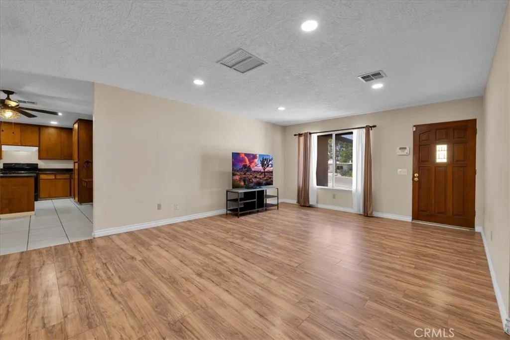 73433 Desert Trail