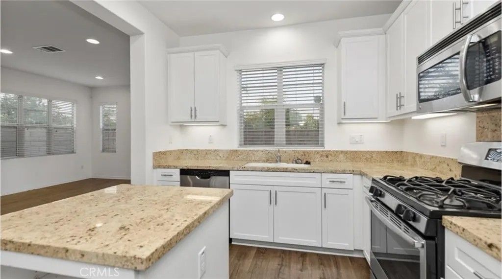 Photo of 21709 Bene Drive, Saugus, CA 91350 (MLS # CV26012342)