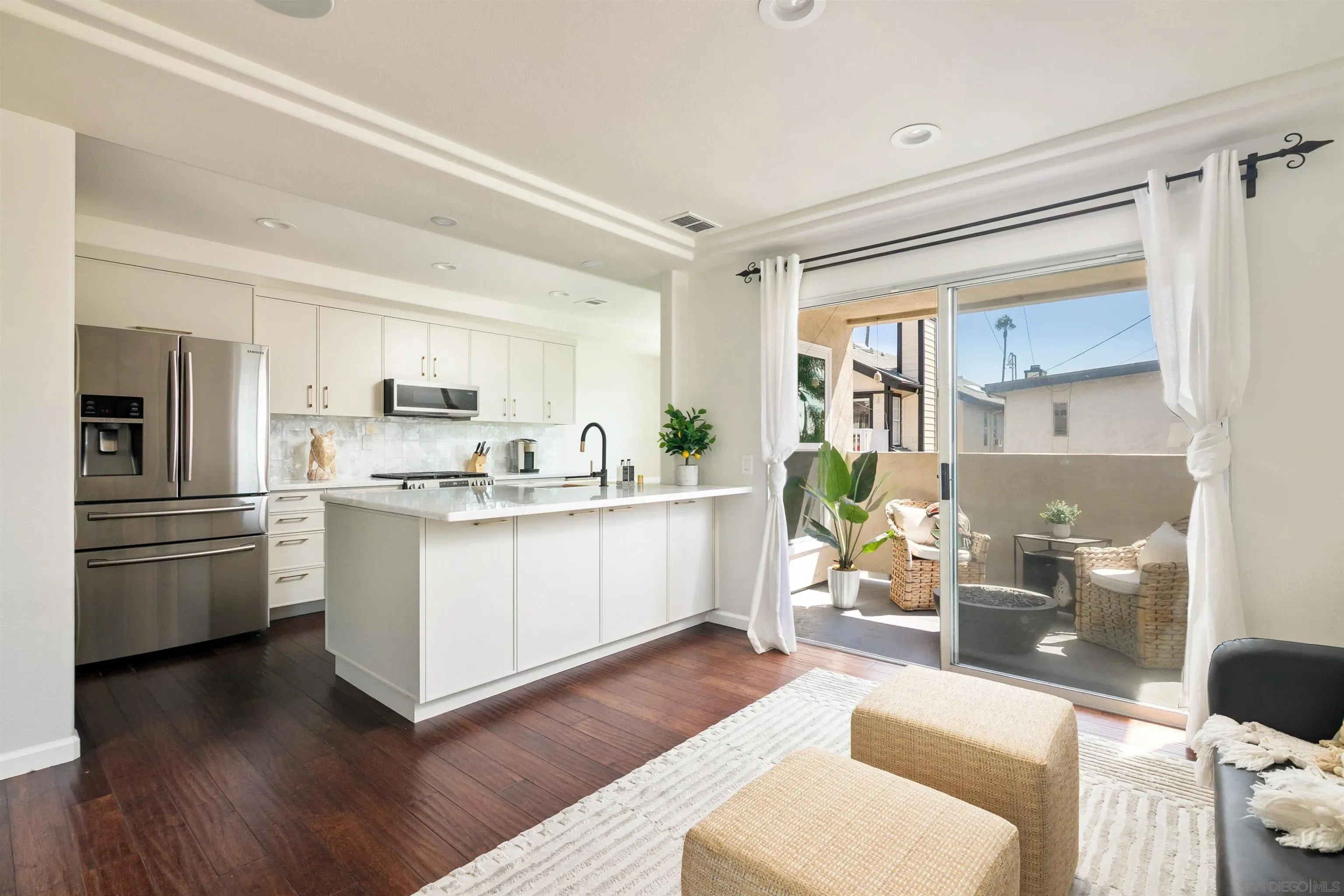 San Diego, California 92109, United States, 3 Bedrooms Bedrooms, ,3 BathroomsBathrooms,Residential,Active,216443