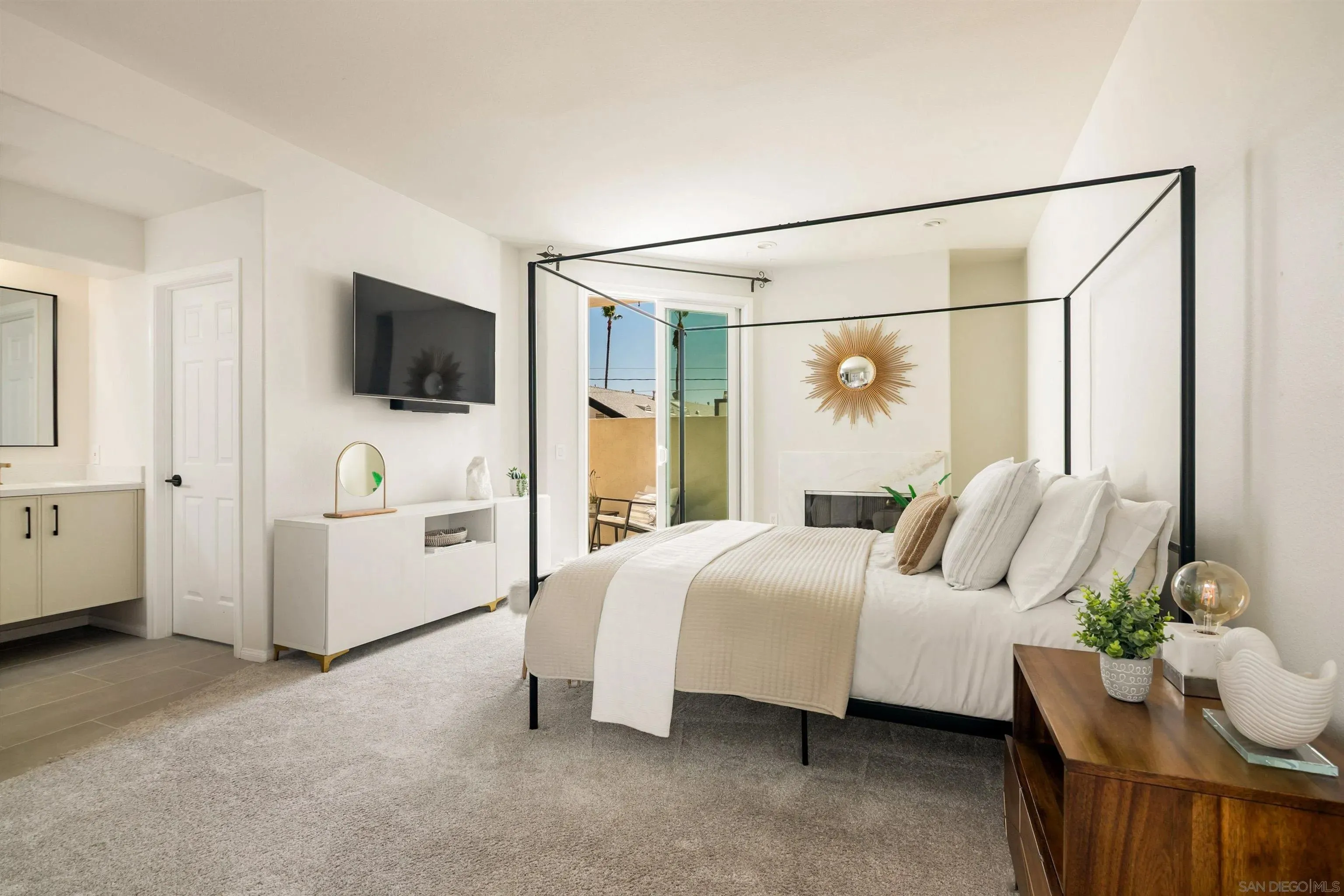 San Diego, California 92109, United States, 3 Bedrooms Bedrooms, ,3 BathroomsBathrooms,Residential,Active,216443