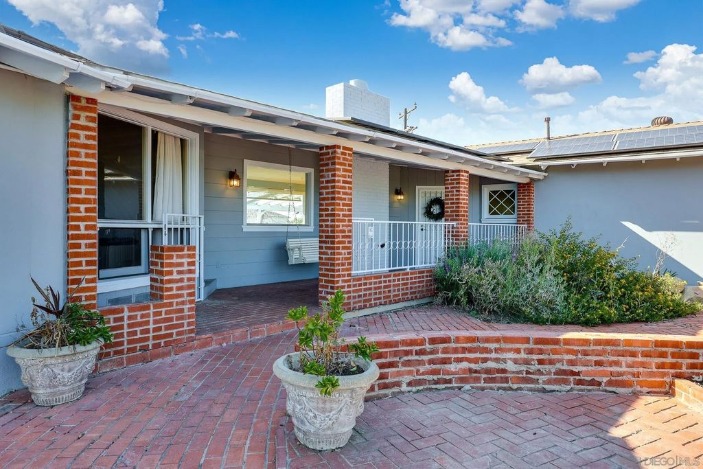 Photo of 132 Croydon Ln, El Cajon, CA 92020 (MLS # 260009049)