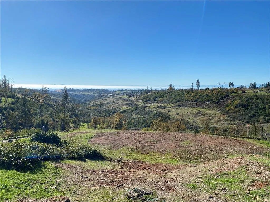 Photo of 5507 Garden View, Paradise, CA 95969 (MLS # SN25265073)