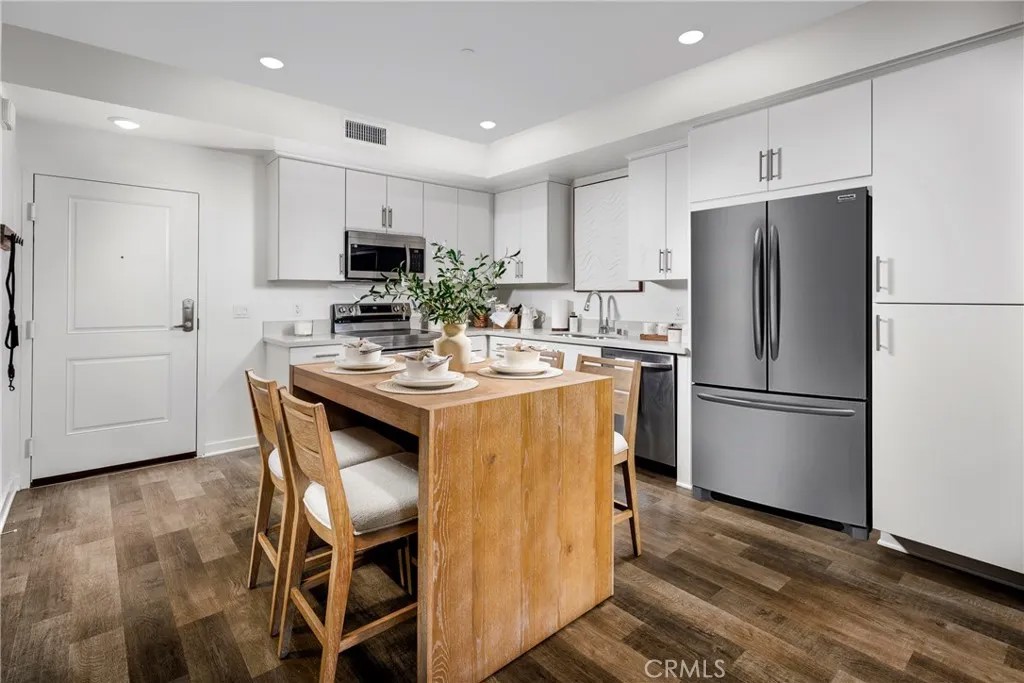 9001 Cerise Lane 109