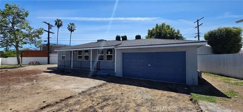 Photo of 6415 Charlesworth Avenue, North Hollywood, CA 91606 (MLS # IV26071810)