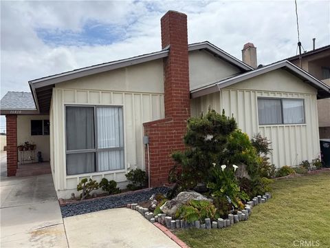 16818 S DALTON Avenue Gardena CA 90247