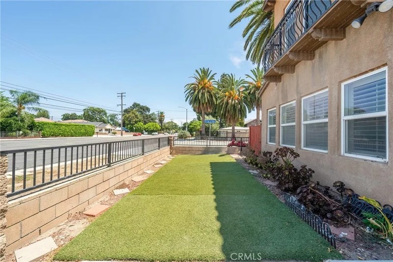 658 E. Phillips Boulevard