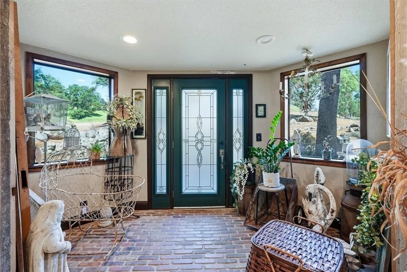 5552 Bear Creek