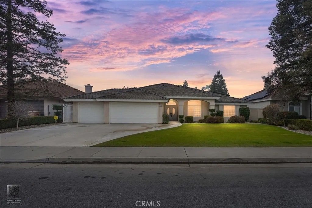 Photo of 11208 Bright Water Way, Bakersfield, CA 93311 (MLS # SR26014562)