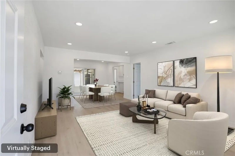 570 N East End Avenue