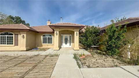Tiny photo for 11126 Arena Road, Pinon Hills, CA 92372 (MLS # WS25231512)