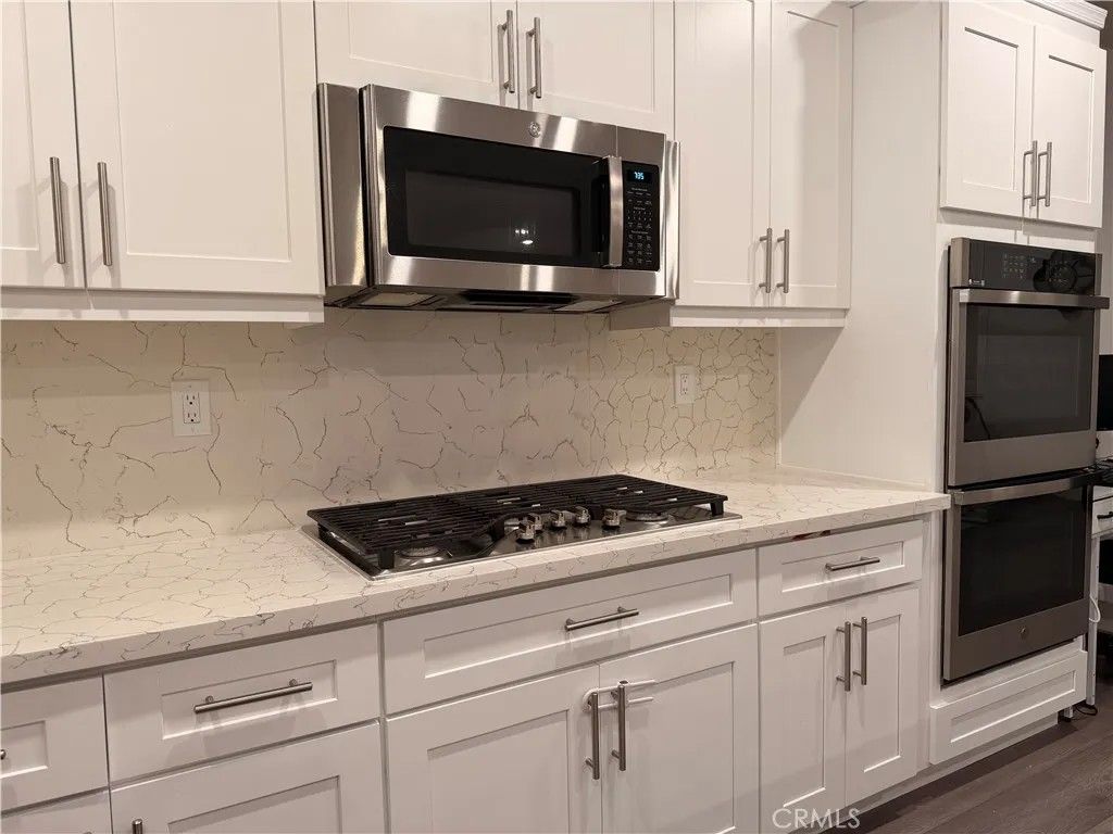 Photo of 562 Hudson Way, Rialto, CA 92377 (MLS # CV26081996)