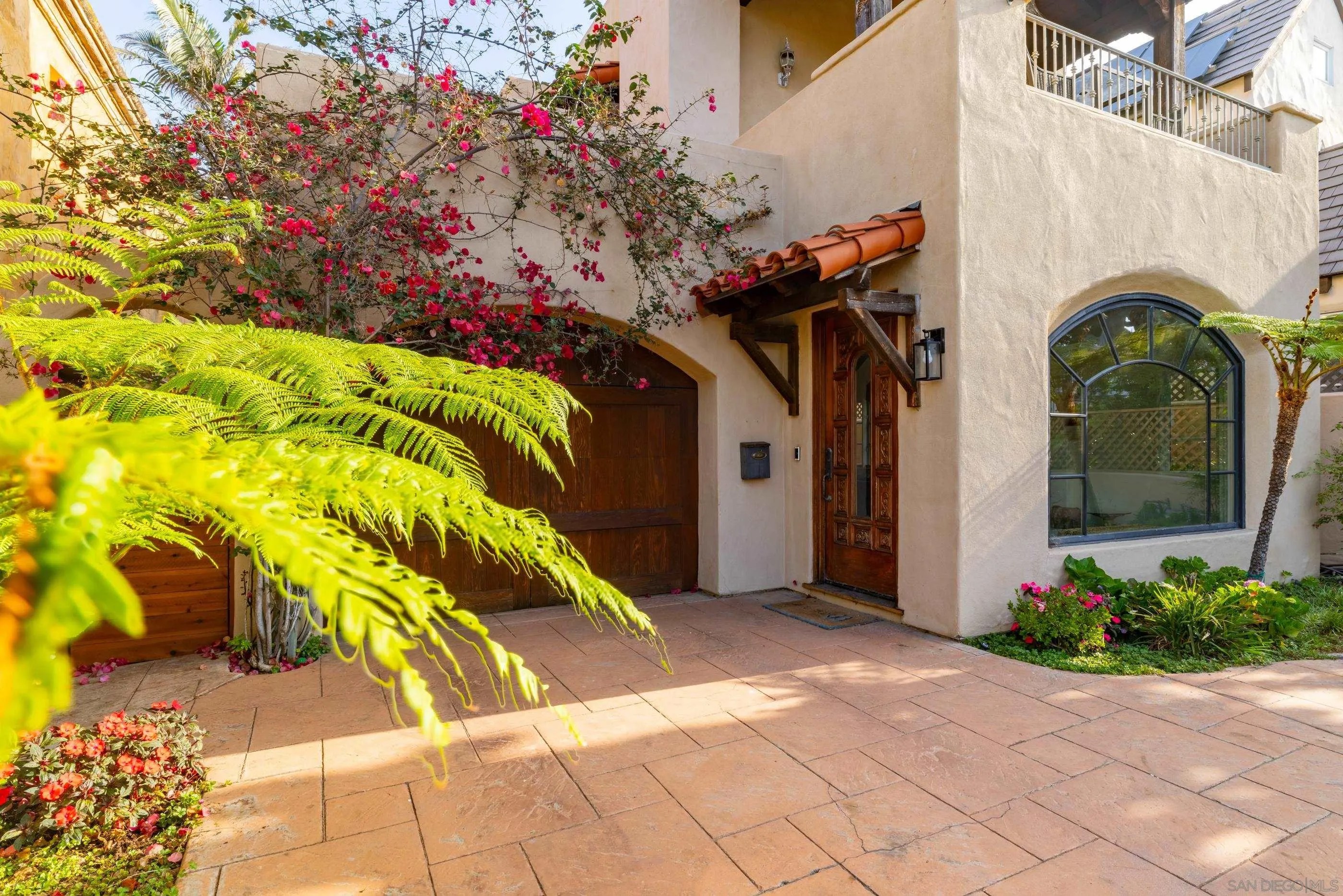 418 Marine St
