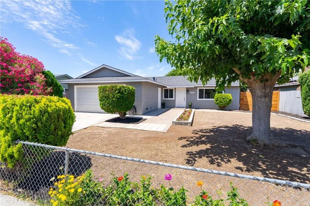 Photo of 265 Via Ramona, Paso Robles, CA 93446 (MLS # NS26149876)