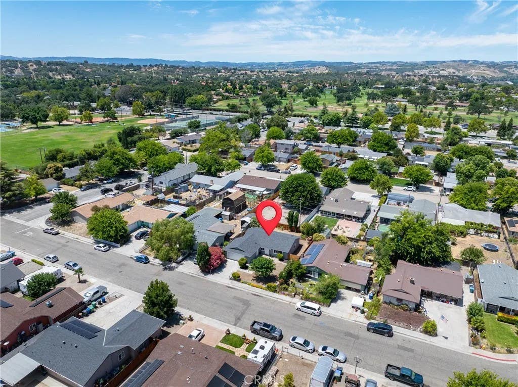 Photo of 265 Via Ramona, Paso Robles, CA 93446 (MLS # NS26149876)