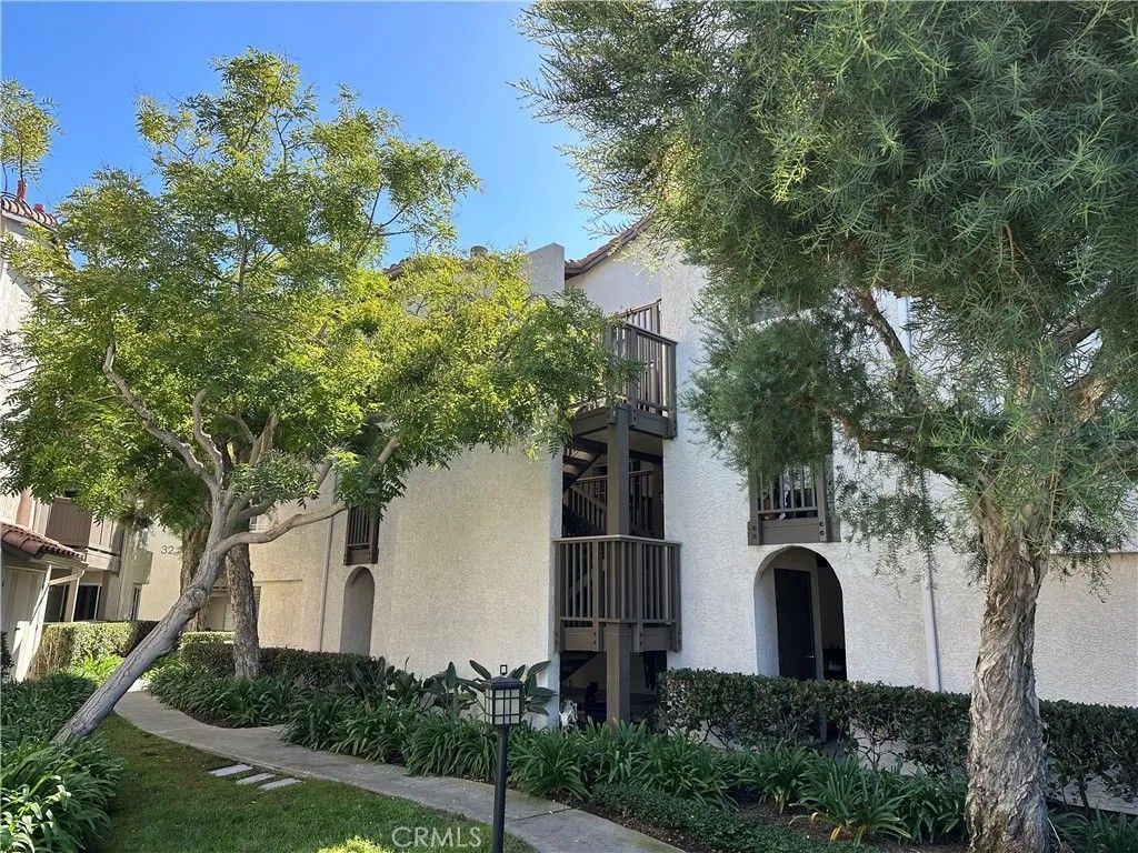 Photo of 30 Corniche Drive #J, Dana Point, CA 92629 (MLS # OC25238139)