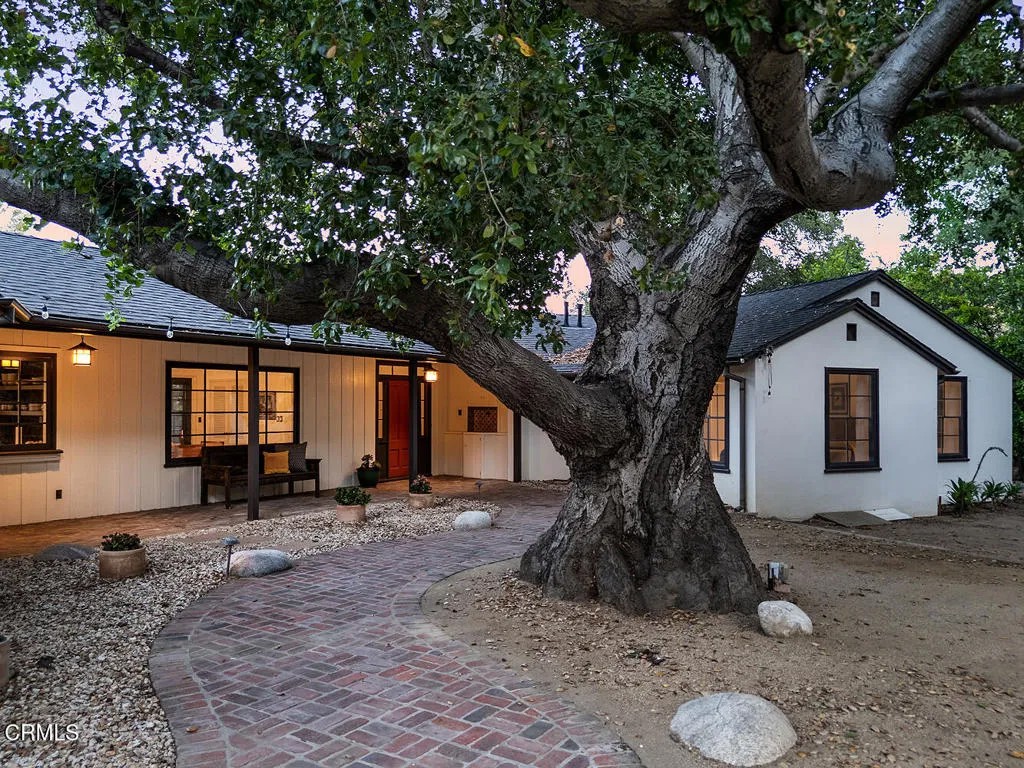 1555 Scenic Drive