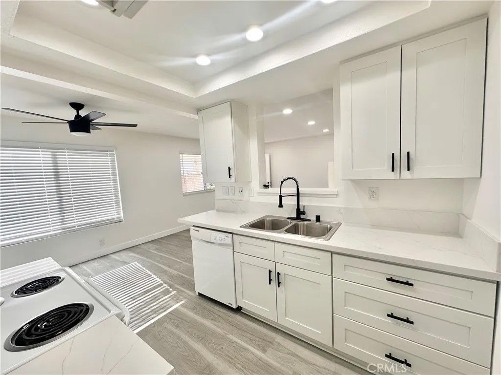 Photo of 674 Bridgeport, Fullerton, CA 92833 (MLS # PW26014875)