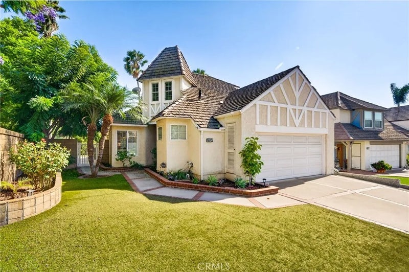 1124 Powell Drive
