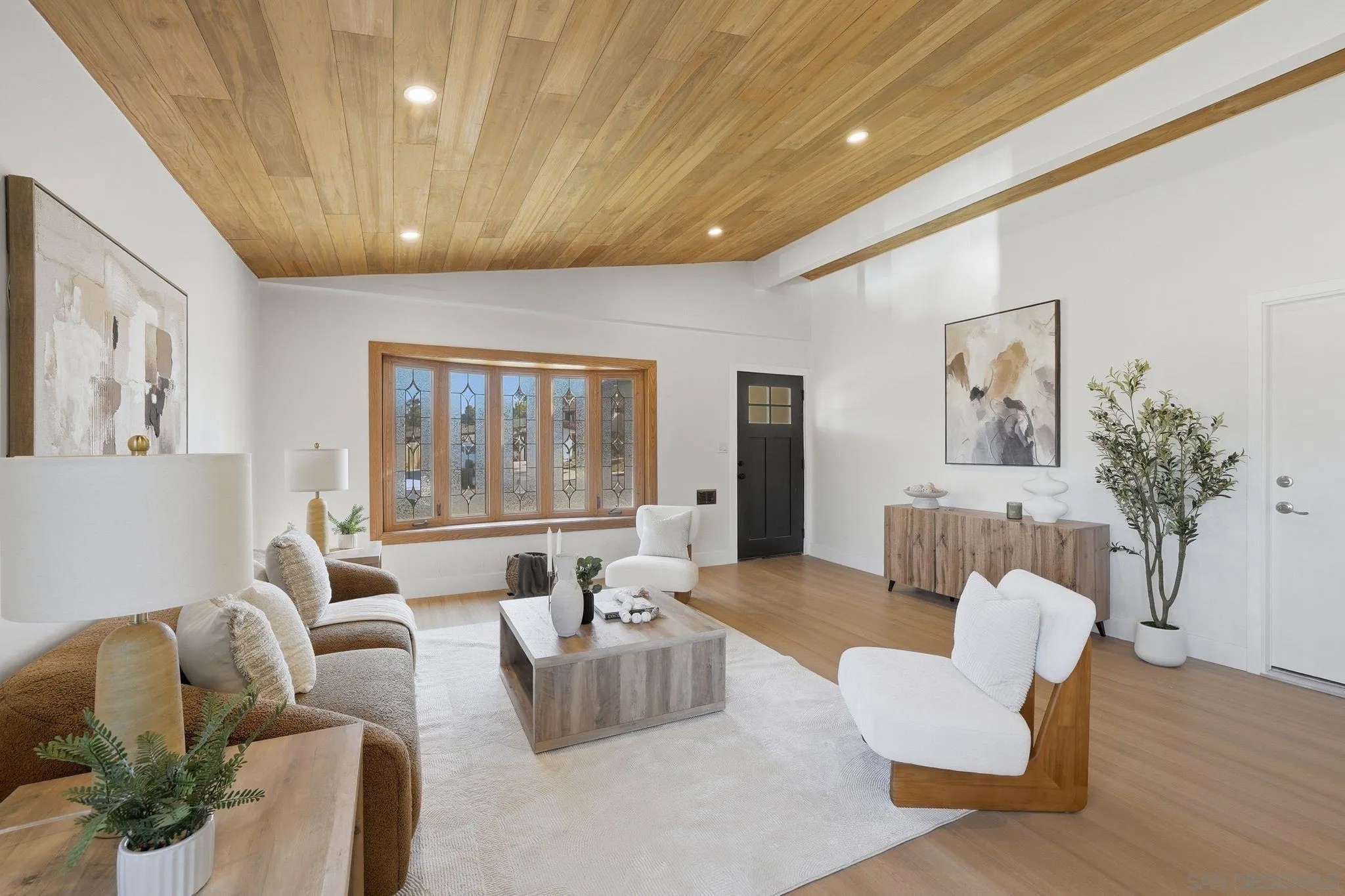 112 Country Club Drive