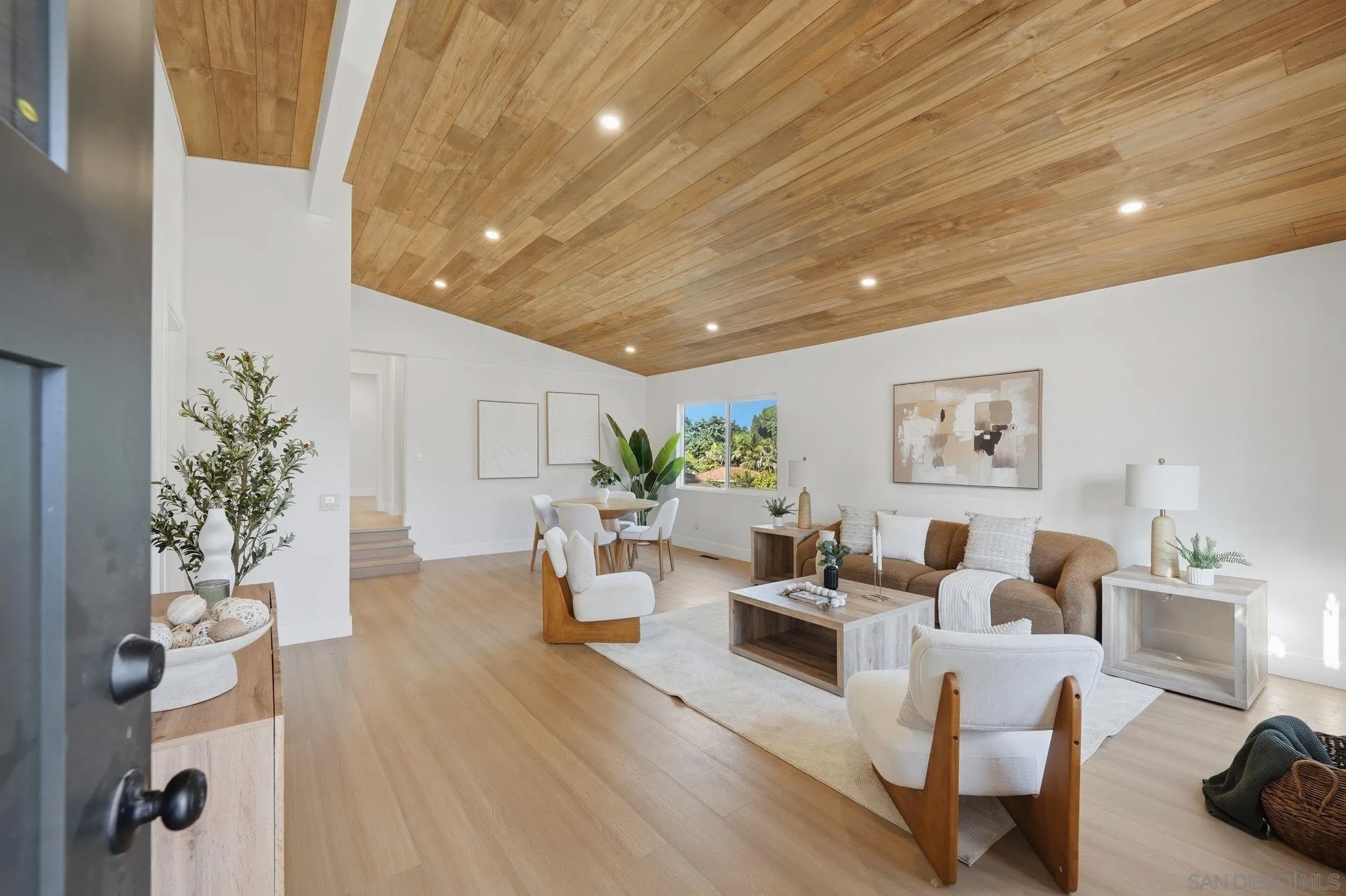 112 Country Club Drive