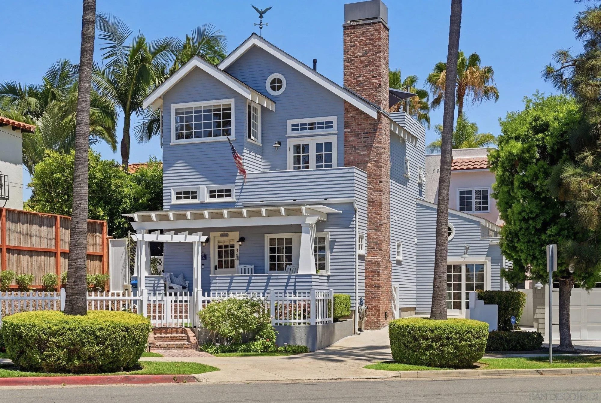 339 Palm