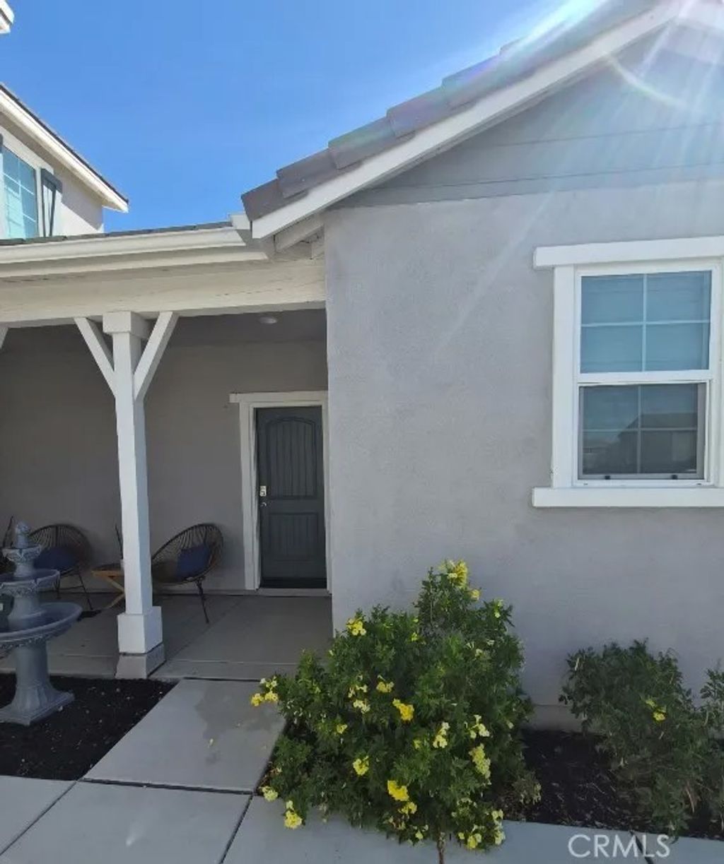Photo of 30586 Servin Ln, Menifee, CA 92584 (MLS # IG26062418)