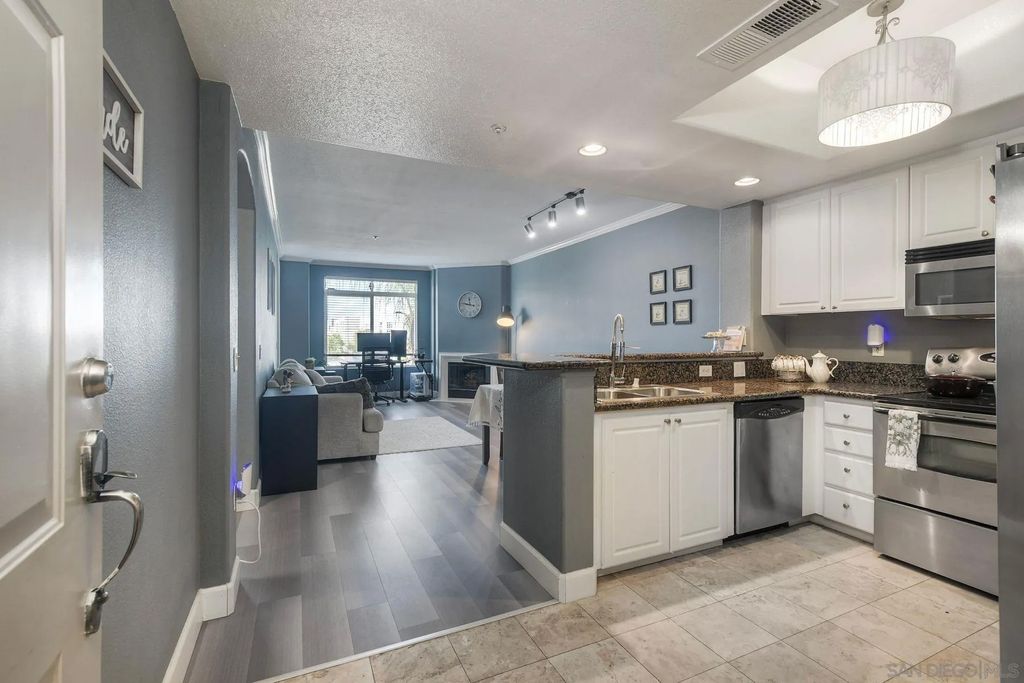 Photo of 9253 Regents Rd #A305, La Jolla, CA 92037 (MLS # 260010222)