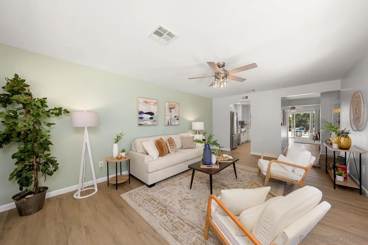 5856 Cowles Mountain Blvd