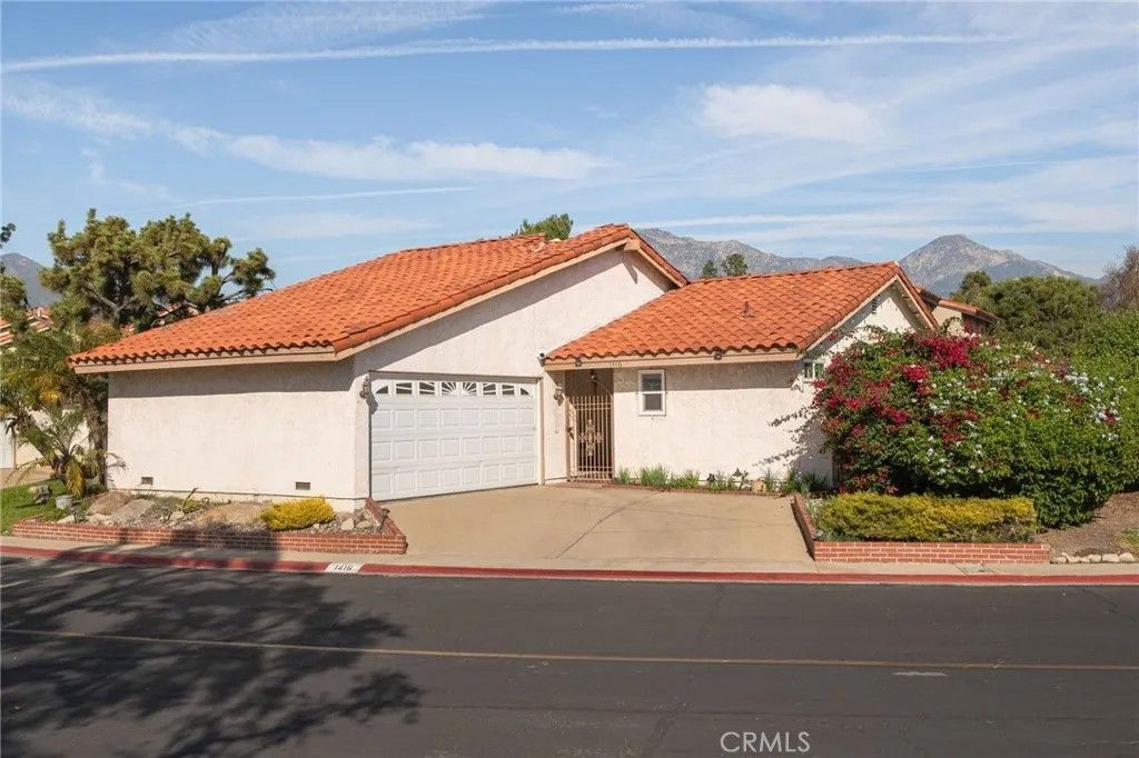 Photo of 1416 Lemonwood Dr, Upland, CA 91786 (MLS # CV25279607)